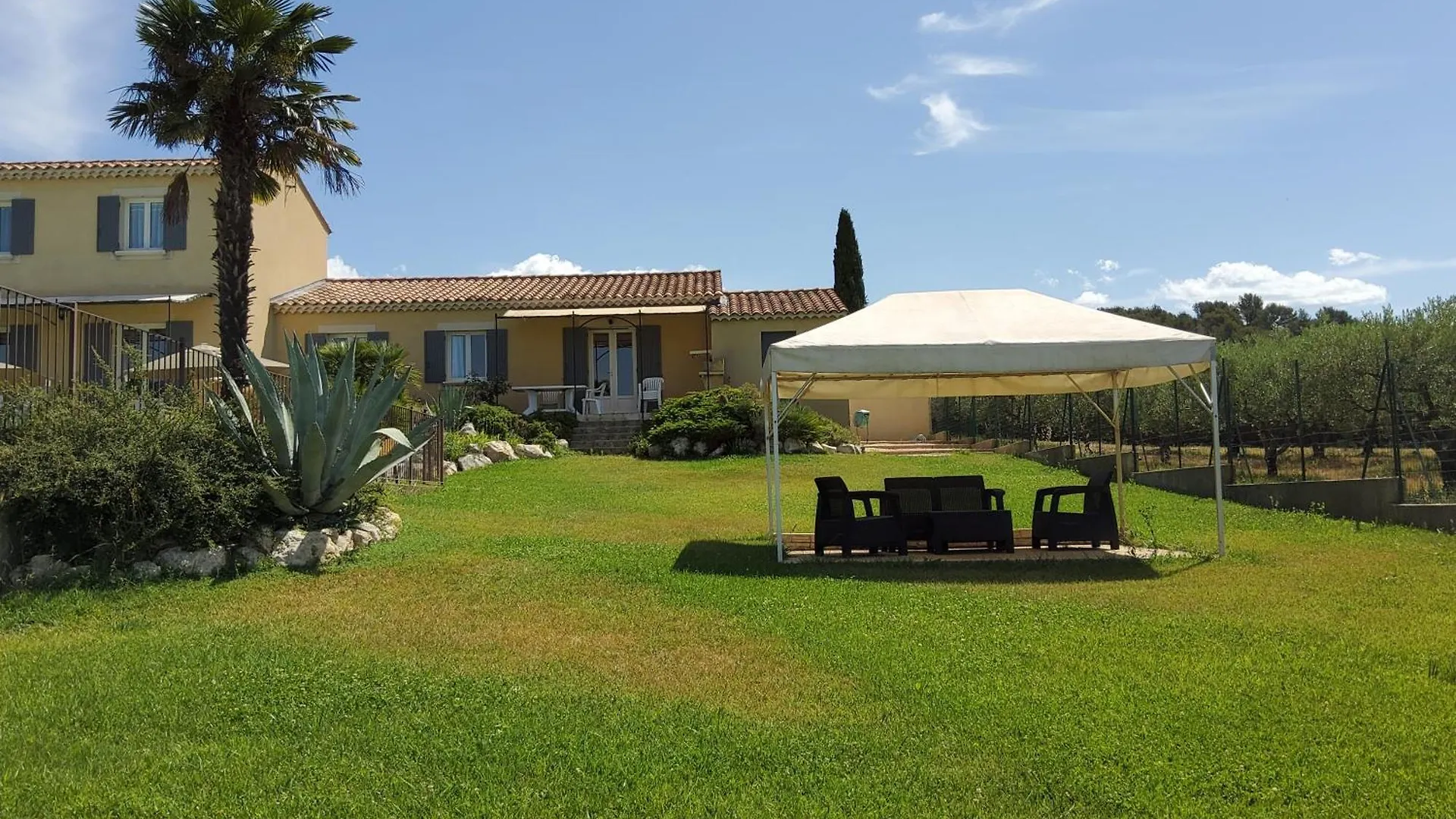 Holiday home Gite Paradizu, Vue Imprenable En Provence Le Barroux France
