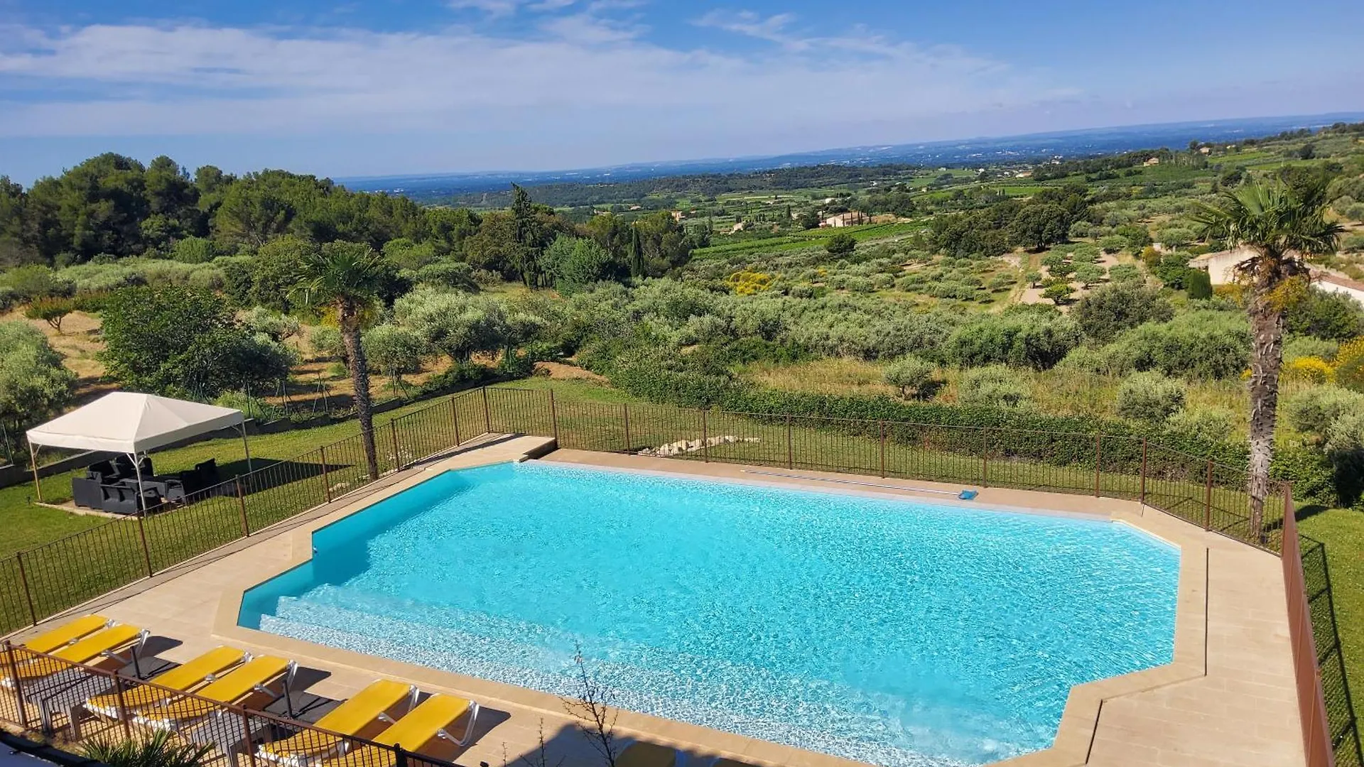 Holiday home Gite Paradizu, Vue Imprenable En Provence Le Barroux France